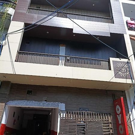 Hotel O Kl Khari Near Ashoka Park Mein Metro New Delhi Exteriör bild