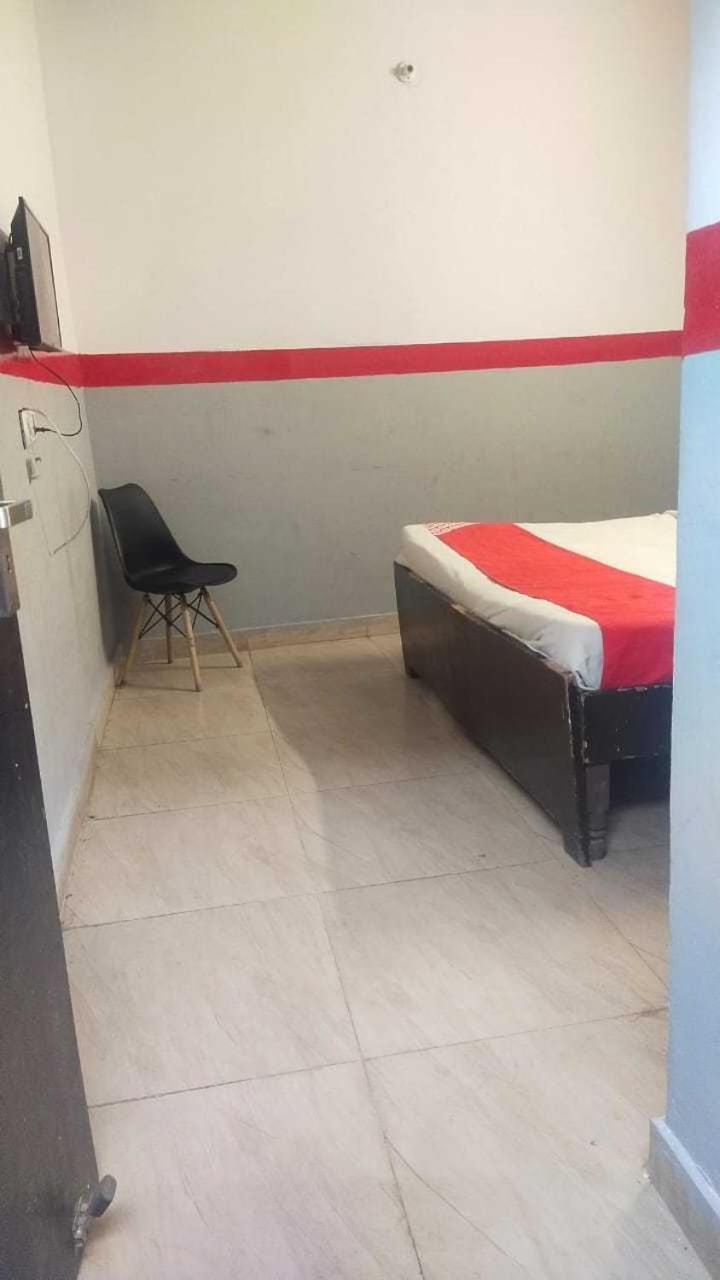 Hotel O Kl Khari Near Ashoka Park Mein Metro New Delhi Exteriör bild